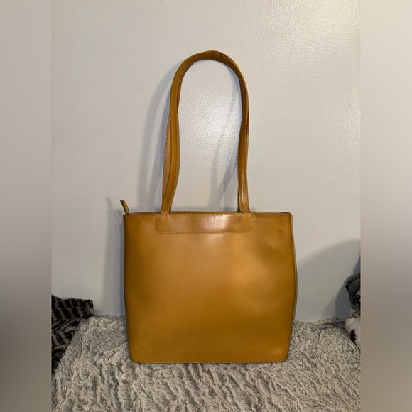 Lamarthe Tan Bag - Picture 3 of 6